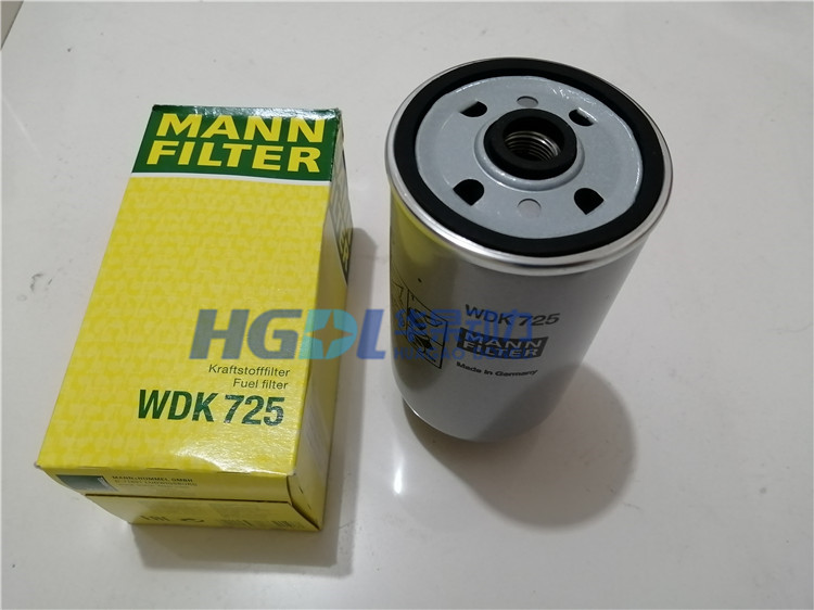 Fuel filter WDK725